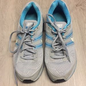 Nike woman’s sneakers